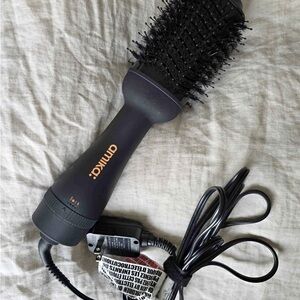 Amika Black and Orange Hair Dryer Brush